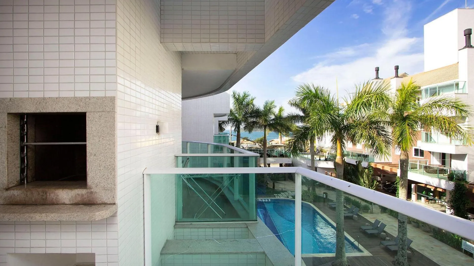 Appartamento Boulevard 218D - Excelente Apartamento Em Condominio De Luxo No Centro De Bombinhas - Piscina - Jacuzzi - Academia - Portaria 24H. Brasile