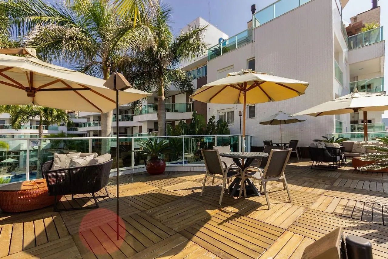 Boulevard Bombinhas: Beachfront Luxury with Pool, Jacuzzi & 24/7 Security Brazil