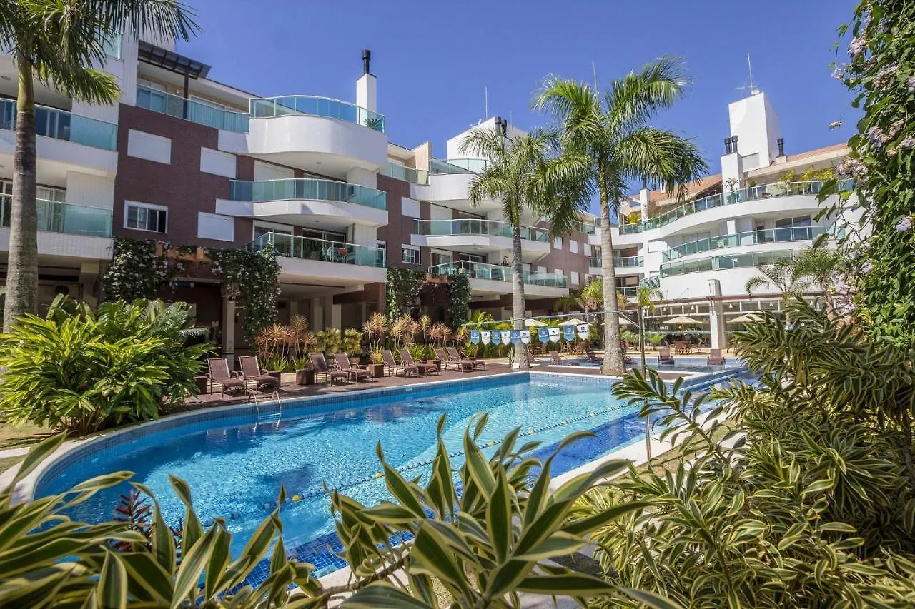 Apartment Boulevard Bombinhas: Beachfront Luxury with Pool, Jacuzzi & 24/7 Security